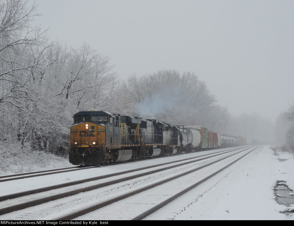 CSX 5269 on M627